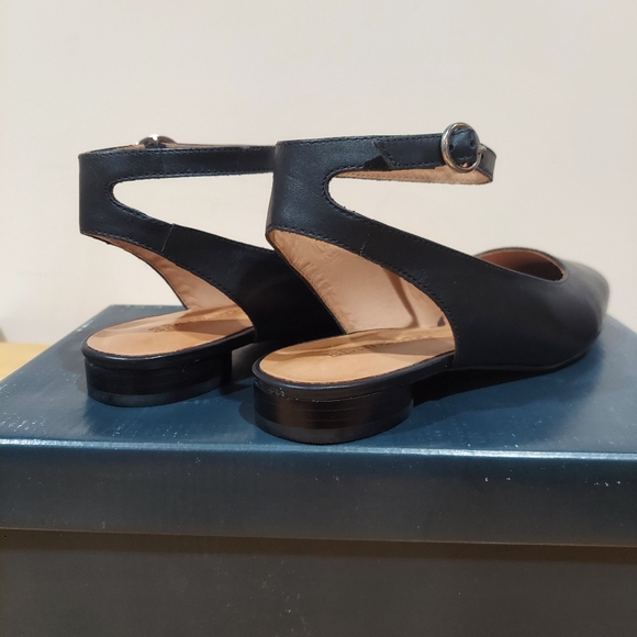 Bernardo Ellie Ankle Strap Flat - Picture 3 of 12